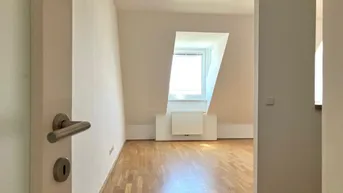 Expose MODERNE DG WOHNUNG perfekte öffentliche Anbindung