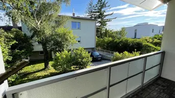 Expose Schöne 4,5 Zimmer Loggia-Wohnung mit 32m² Einliegerwohnung &amp; Garage in Grünruhelage
