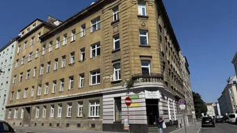 Expose 2 Zimmer Wohnung in guter Lage, gleich bei der U-Bahn