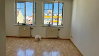 Expose HELLE 2 ZIMMER WOHNUNG - sofort beziehbar