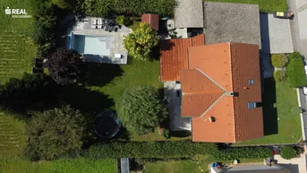 Expose Top saniertes Einfamilienhaus mit Pool