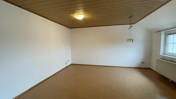 Expose Zuhause ankommen - charmante Dachgeschosswohnung in ruhiger Lage