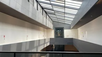 Expose Großzügiges Büro in der bahnhofCITY Wels