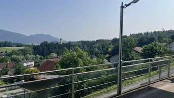 Expose Traumhaus mit phantastischer Aussicht in herrlicher Ruhelage