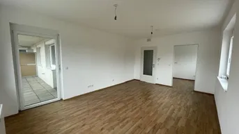 Expose Geräumige 3-Zimmer-Wohnung in ruhiger Lage mit großzügiger Loggia und praktischen Extras