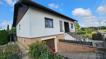 Expose Bungalow am Stadtrand mit schöner Aussicht