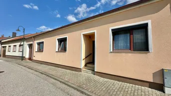 Expose Landhaus mit großem Garten und Garage!
