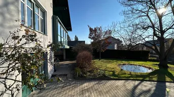 Expose Haus mit wunderschönem Garten und Pool