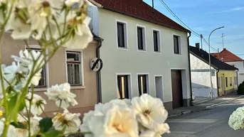 Expose Ein- bzw. Mehrfamilienhaus mit Stadel