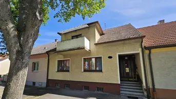 Expose Einfamilienhaus mit kleinem Garten