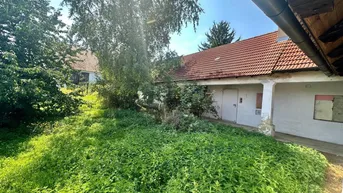 Expose Ländliches Paradies - Sanierungsbedürftiges Landhaus auf großem Grundstück!
