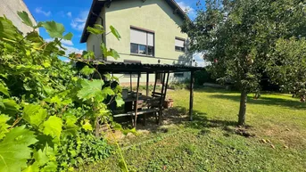Expose Ländliche Idylle pur: Einfamilienhaus mit schöner Aussicht und viel Platz!