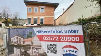 Expose Ihr neues Leben im Grünen genießen! Der Stadt nahe bleiben.