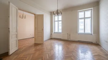 Expose ++Rare Gem++ Classic Apartment for Renovation in Prime District!
