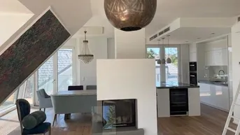 Expose Dachgeschoßwohnung mit Terrasse und Dachterrasse-Gersthofer Villenviertel