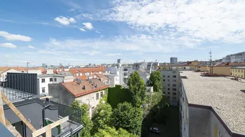 Expose Ideal für Singles und Paare - Interessante Dachgeschossmaisonettenwohnung mit Dachterrasse mit Fernblick