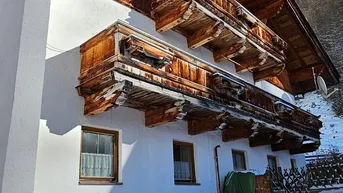 Expose Wohnhaus mit viel Potential!