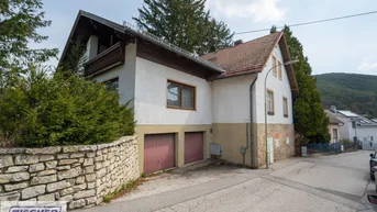 Expose Renovierungsbedürftiges Einfamilienhaus in Berndorf!