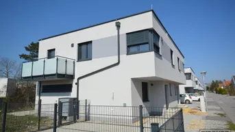 Expose Moderne DOPPELHAUS-HÄLFTEN im Alleineigentum mit Keller in ziegelmassiv Bauweise