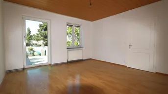 Expose Schöne 3 -Zimmer-Wohnung mit 15 m² großen Südterrasse im Zentrum - ruhige Innenhoflage!
