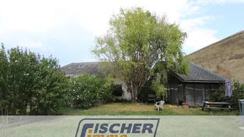 Expose Ebener Villenbaugrund mit Altgebäude