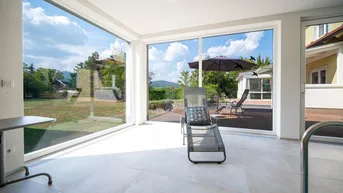 Expose Landhaus mit Hallenbad auf 5.000m² großem Grundstück in Sooß!