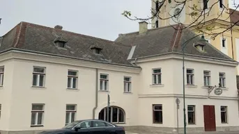 Expose Attraktives Büro bzw. Praxis in zentraler Lage - sanierungsbedürftig !!!