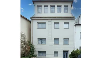 Expose Stadthaus Lucia – Wellness, Weitblick und Wohnkultur auf 300 m² - Ihr Wohntraum am Wolfersberg
