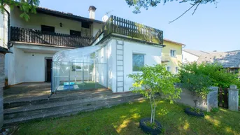 Expose NEUER PREIS! Charmantes Einfamilienhaus mit Terrasse, Balkon und Garten!