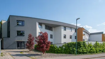 Expose Hochwertige 4-Zimmer-Wohnung inkl. DAN-Küche, 44 m² Terrasse/Garten und zwei Tiefgaragenstellplätzen in ruhiger Lage!