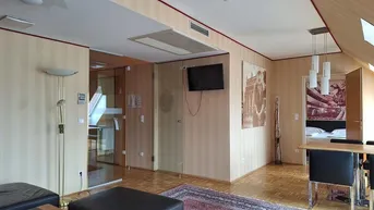 Expose CITY - Apartments - Living / Apartment 603