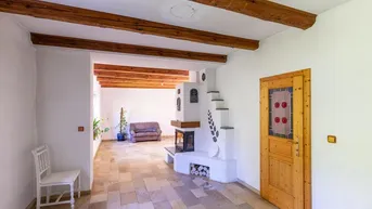 Expose Gepflegtes Landhaus mit 5.100m² Grund nur 15 Min. von Wien entfernt!