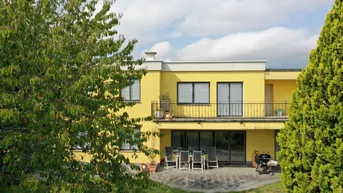 Expose Ganz seltene Gelegenheit - Haus am See auf Eigengrund
