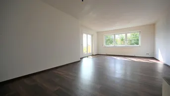 Expose SEEHAM | Großzügige 3 Zimmer-Wohnung mit Sonnenterrasse, Garten &amp; Seeblick