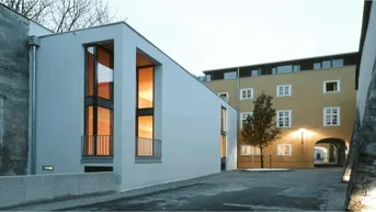 Expose RECHTE ALTSTADT - BRUDERHOF | Altbauwohnung mit 3,6 m Raumhöhe und historischem Flair