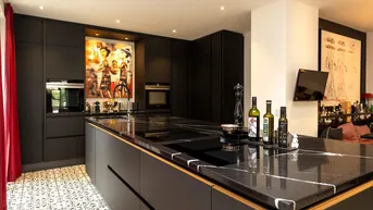 Expose RIEDENBURG | 265 m² Luxus-Gartenwohnung mit Pool vor den Toren der historischen Altstadt