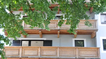 Expose Zentrale Wohnung in Kitzbühel - Balkon mit Blick auf historische Sehenswürdigkeiten