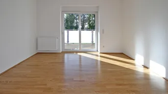 Expose 2000 Stockerau, Top 6, Prinz Eugen Straße, 2 Zimmer, Südbalkon, Ruhelage, gepflegter Zustand, Wannenbad,