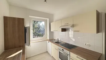 Expose Moderne und helle 3 Zimmer Wohnung mit Loggia und Garage | ZELLMANN IMMOBILIEN