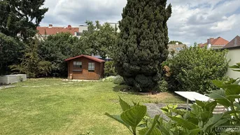 Expose Charmantes Einfamilienhaus mit großem Potenzial und völlig ruhigem Garten | ZΞLLMANN IMMOBILIEN