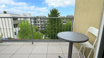 Expose Dachgeschossperle - 3 Zimmer mit Terrasse in Ruhelage | ZELLMANN IMMOBILIEN