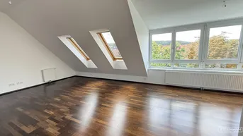 Expose „Ein Ort zum Aufatmen – Lichtdurchflutete Dachterrassen-Maisonette mit Stil“ | ZELLMANN IMMOBILIEN