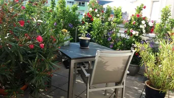 Expose „Ein Ort zum Aufatmen – Lichtdurchflutete Dachterrassen-Maisonette mit Stil“ | ZELLMANN IMMOBILIEN