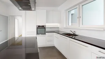 Expose Wohnung mit Balkon inkl 2 Garagenplätzen II Heiz- und Warmwasserkosten inklusive II absolute Ruhelage