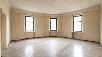Expose Sanierungsbedürftige Altbauwohnung | ca. 3,30 m Raumhöhe | Süd/West Ausrichtung