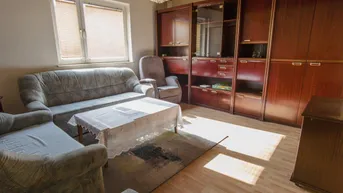 Expose Einfamilienhaus mit großem Garten, 4 Zimmern, Keller und Garage! Adaptierungsbedürtig! Baureserven vorhanden | Zubau möglich | Grundstück auch für Doppelhaus geeignet