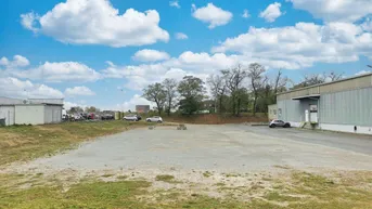 Expose Befestigte Freiflächen zwischen 200m² und 800m² zur Miete