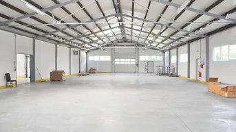 Expose Moderner Standalone-Firmenstandort in Flughafennähe! Ca. 2.400m² Nutzfläche inkl. Büros und Lager zzgl. Freiflächen!
