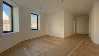 Expose Revitalisierte 2-Zimmer Altbauwohnung mit geräumiger Wohnküche und großzügiger Verglasung | Fernwärme