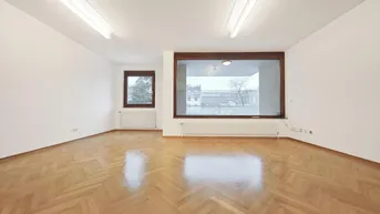 Expose 117m² Büro mit 4 - 5 Zimmern und Balkon | barrierefrei | alle Räume zentral begehbar
